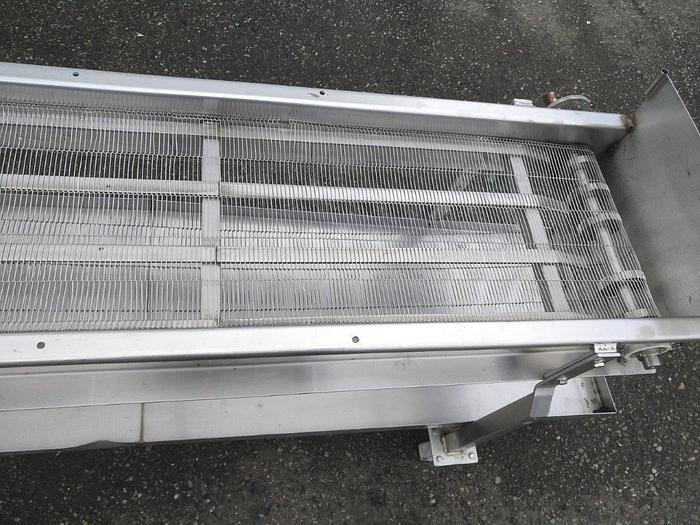 Used 9′ Wire Incline Conveyor