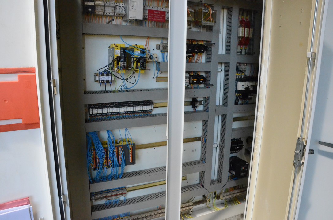 Usado ESTARTA 327 CNC Rectificadoras sin centros #4338