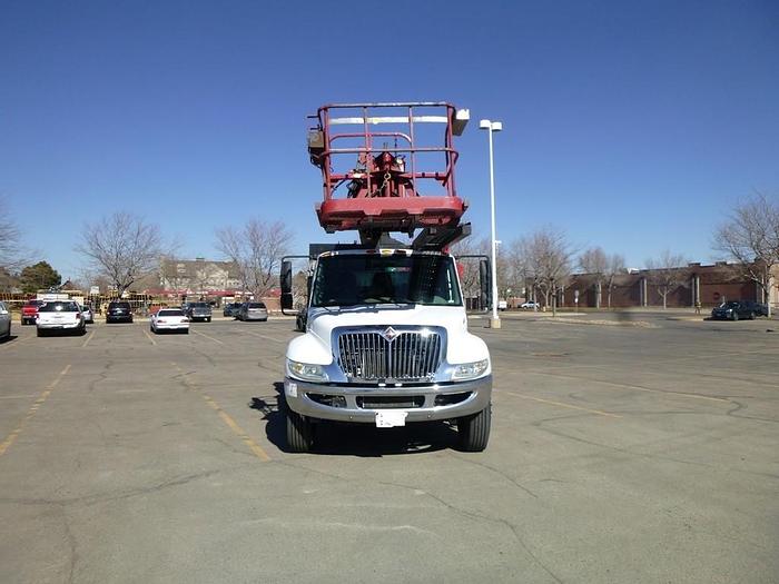 Used 2011 International 4300 Elliott L60R Sign Crane - M97776