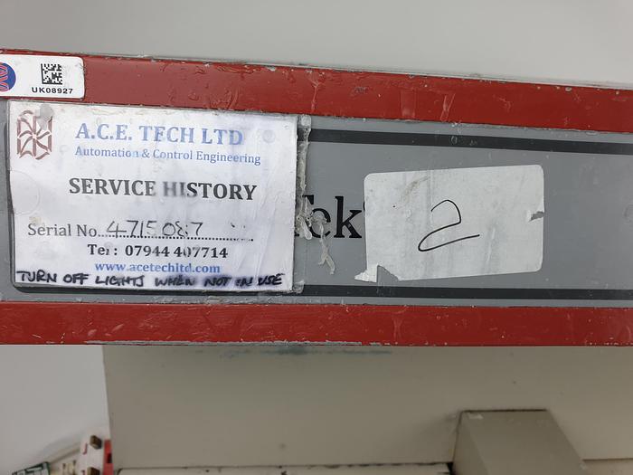 Used Sakura Tissue-Tek 4715 Embedding console system