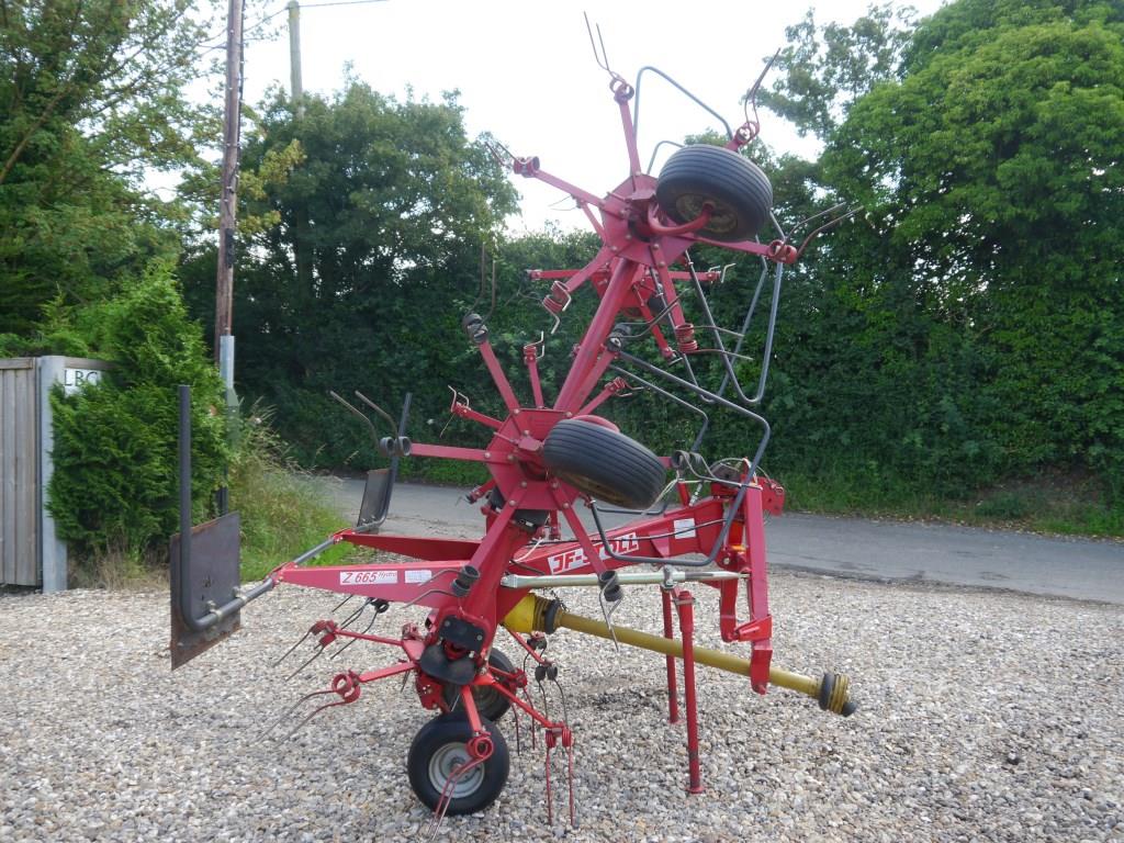 Used JF Stoll Z665 Hydro Tedder