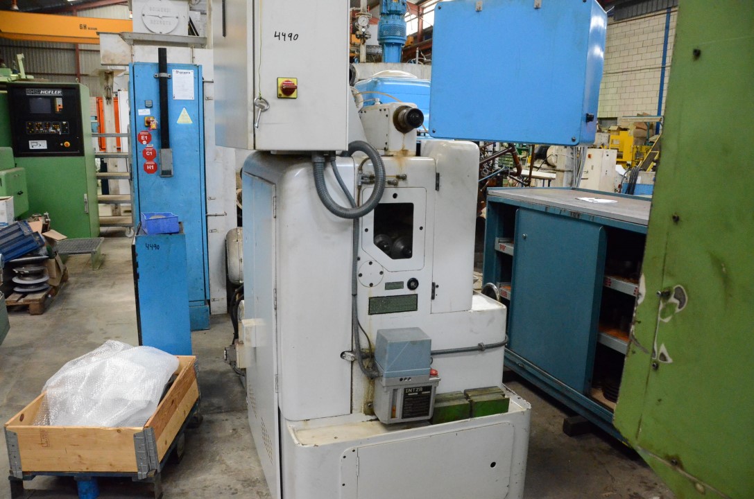 Usado Talladoras de Cortador DEMM SRI 220 CNC #4490