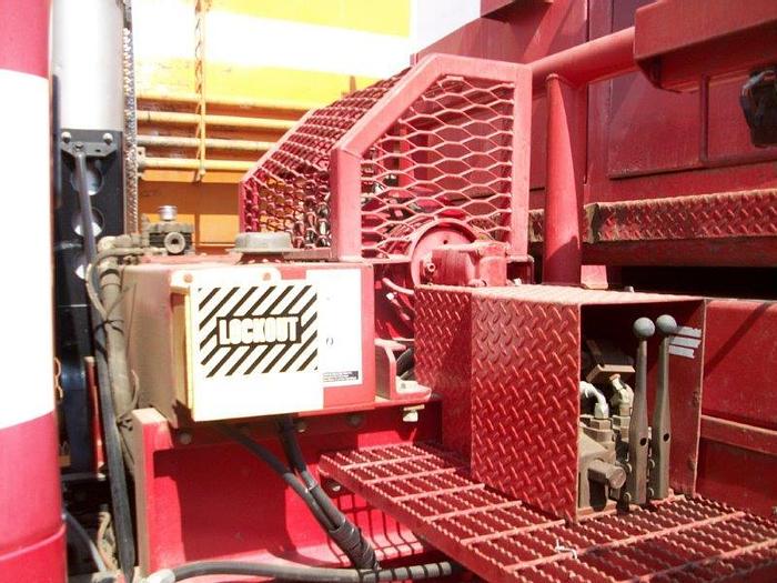 Used FREIGHTLINER M2