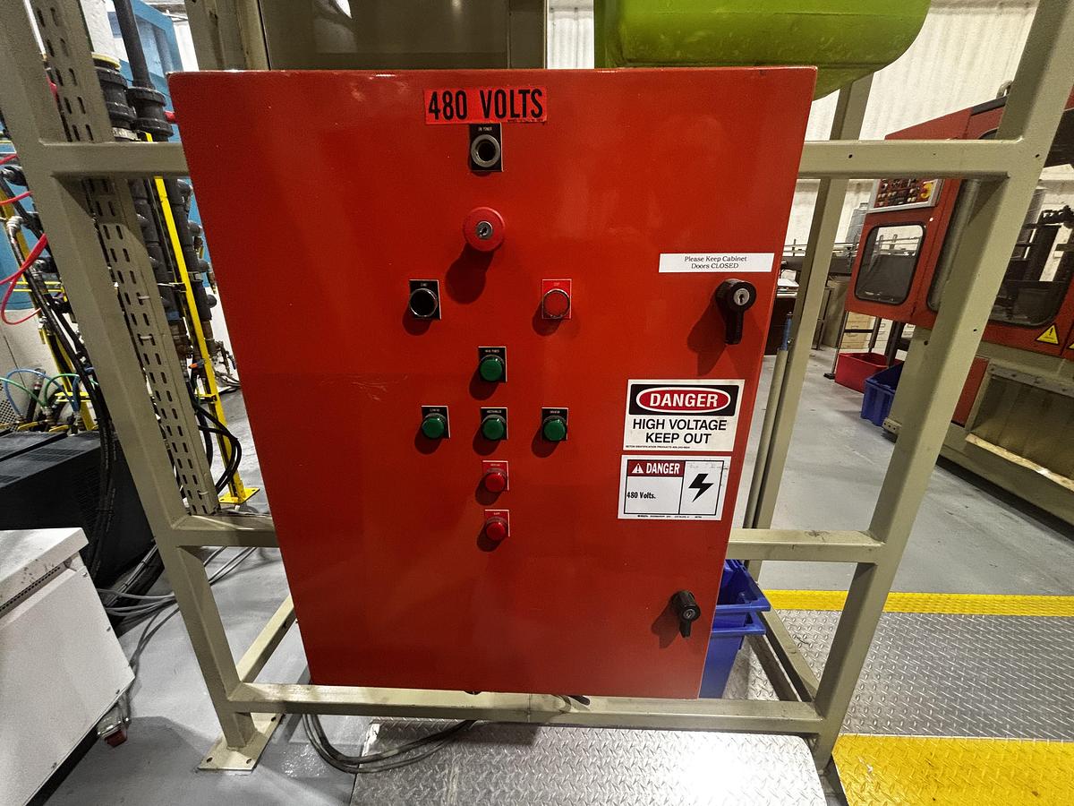Used 1994 Sidel Blow Mold Bottle Machine BSO 10-14