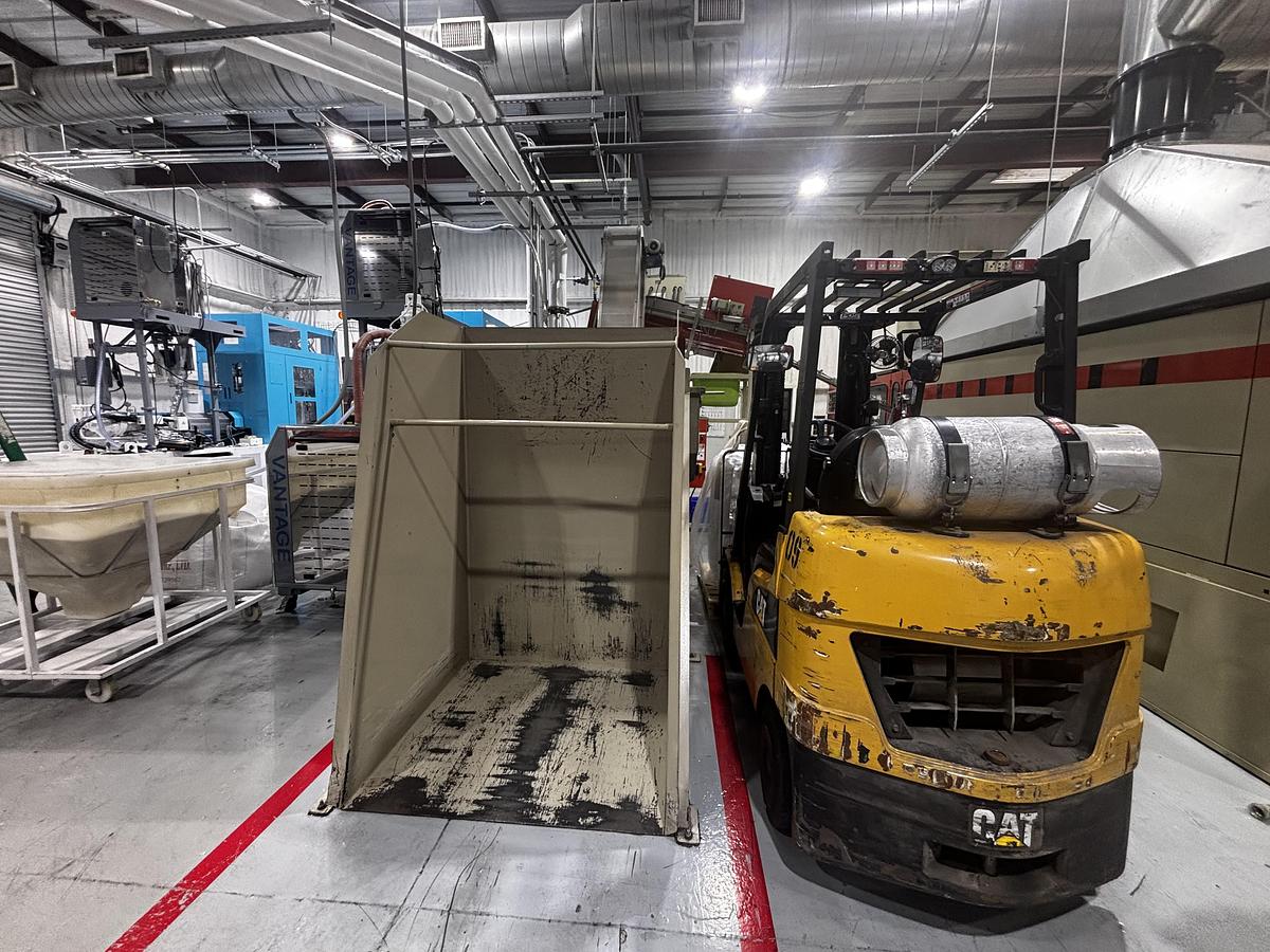 Used 1994 Sidel Blow Mold Bottle Machine BSO 10-14