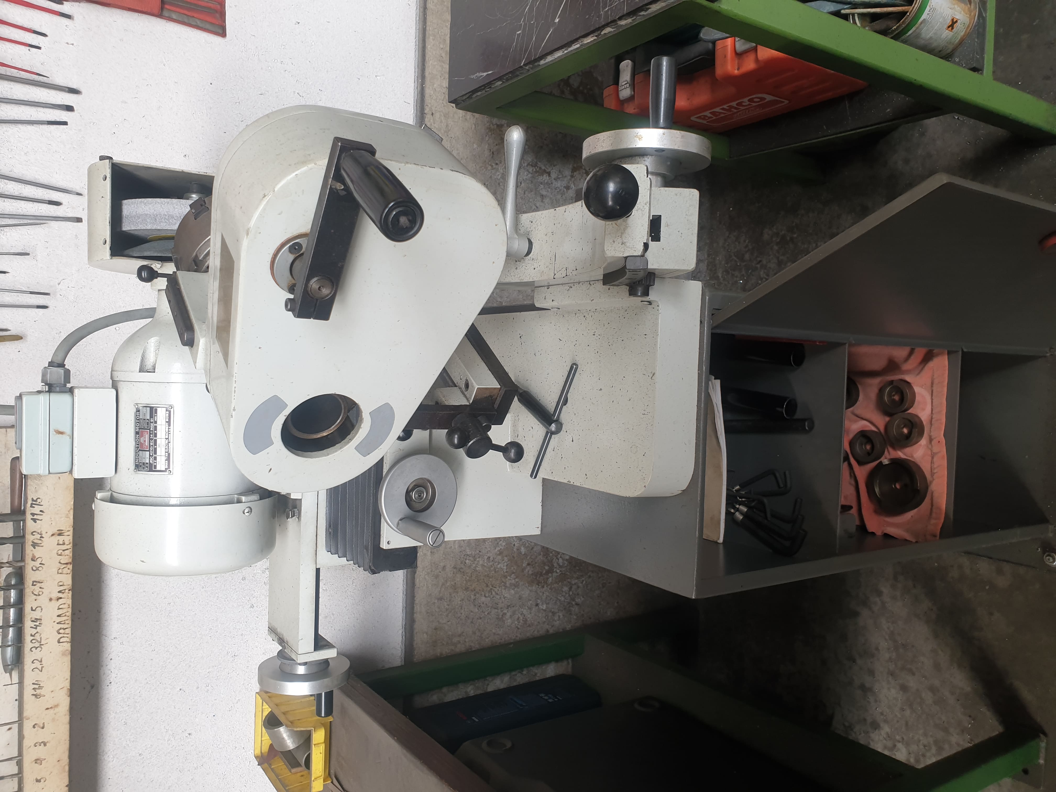 Drill Chuck Grinding 1998