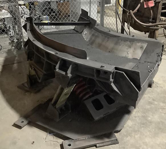 Used CARRIER SYNCRO-COIL VIBRATING CONVEYOR