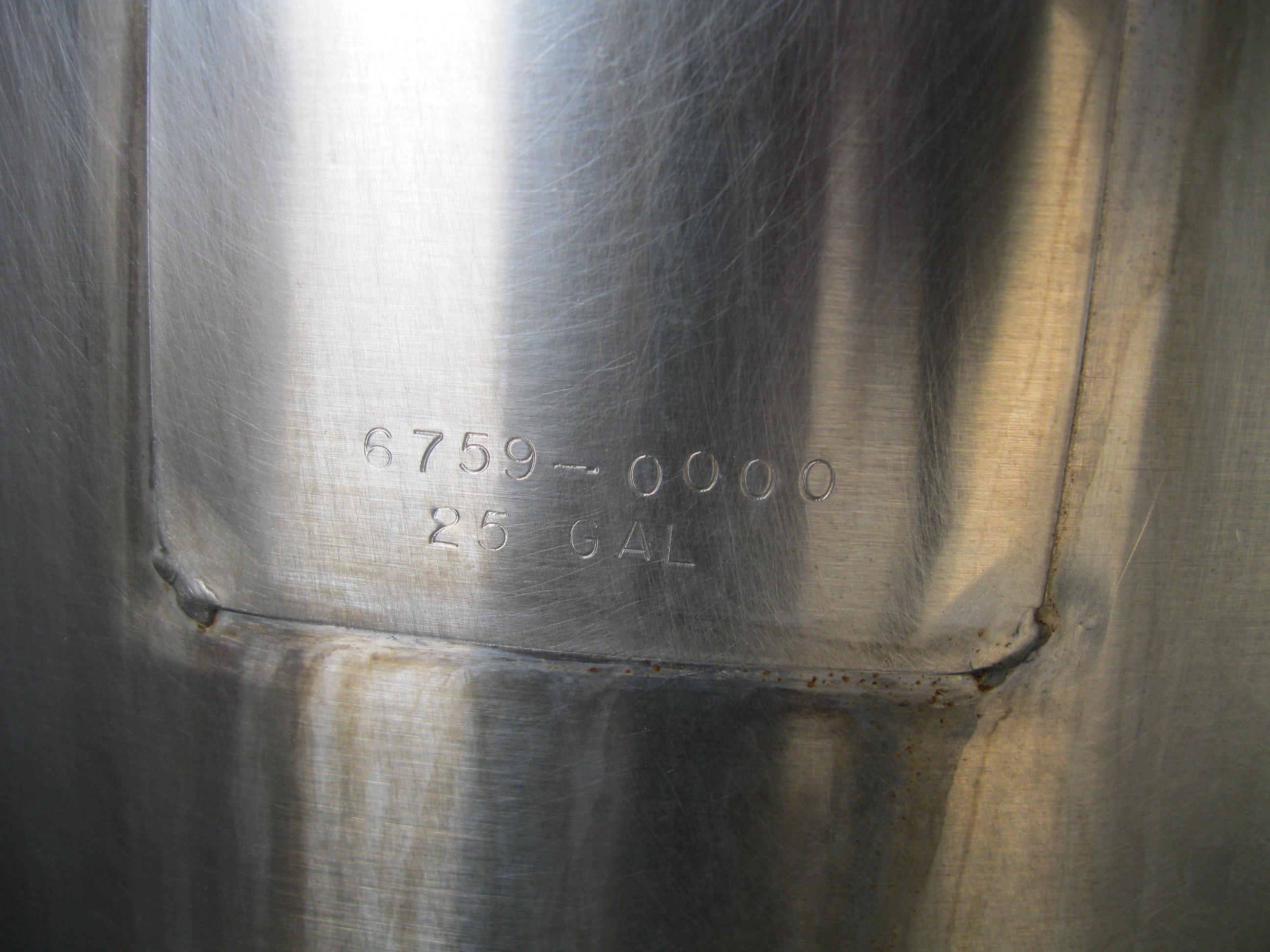 Usado 25 GALLON PMO BALANCE TK