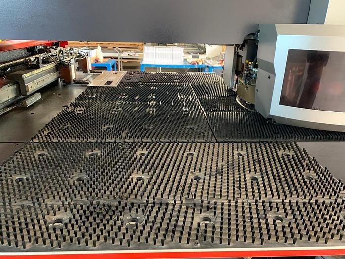 Used 2008 - 22 Ton Amada AC-255NT Servo Driven Turret Punch