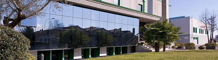 New (F&P)   Several Arms. One Head