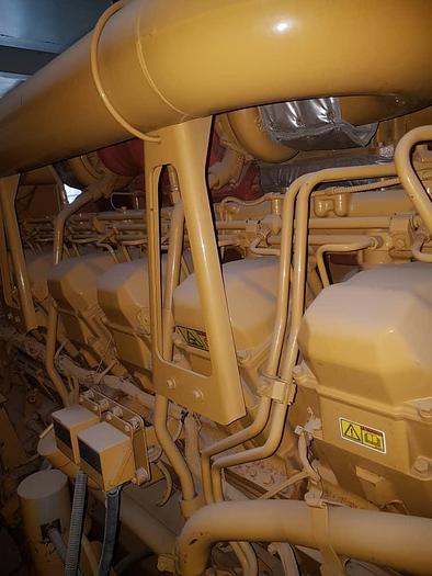Caterpillar 3512B Unused generator in Mute Container.
