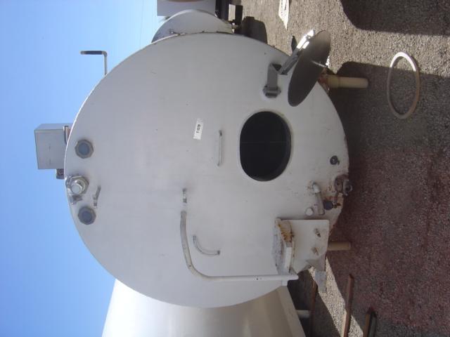 Refurbished 2000 GALLON STORAGE TANK WITH AGITATION AND COLD WALL