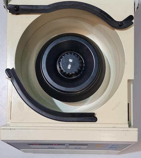 Gebraucht Zentrifigator ABBOTT