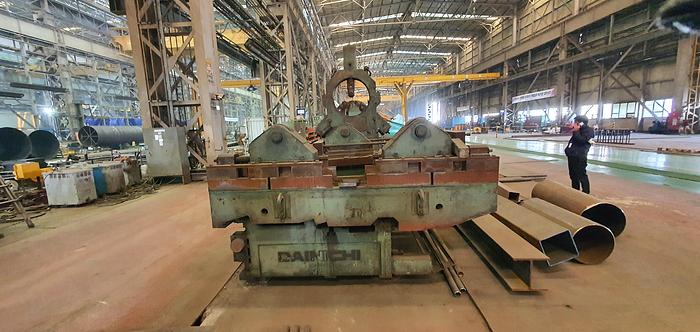 Used 1984 Dainichi Heavy Duty Lathe WH III EC 260 x 1000