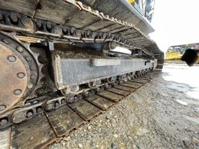 Used JOHN DEERE 250G 