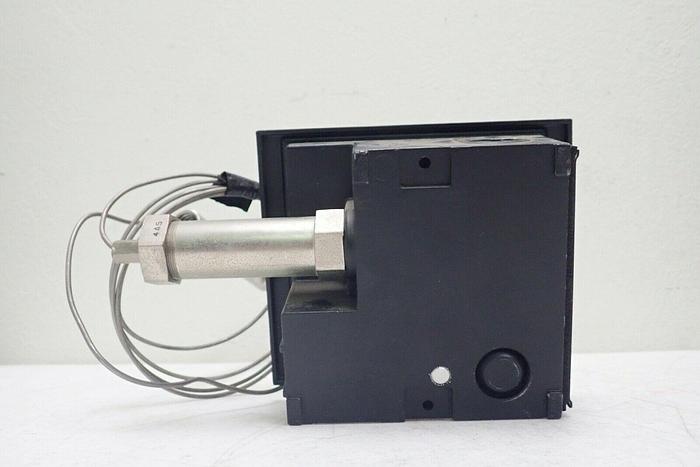 Used UE United Electric Controls Co Type 600 Model 4AS Temperature Controller