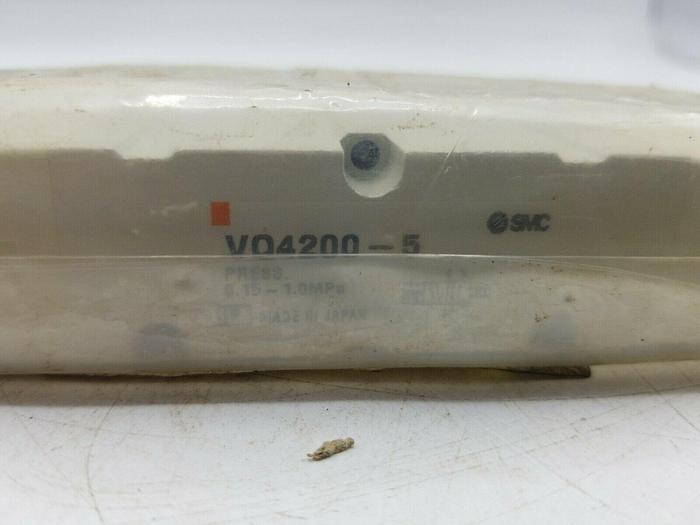 Used Smc VQ4200-5 Pneumatic Solenoid Valve