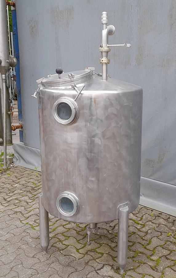 Used Tank, rustfrit stål