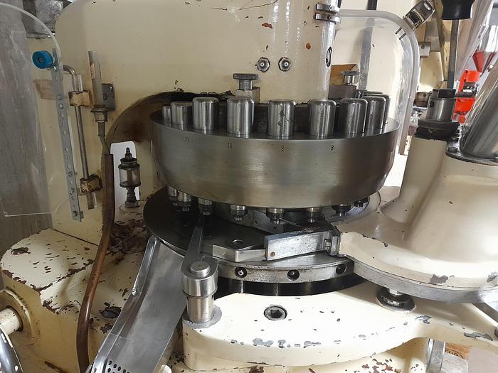 Used Tabletpresse - Kilian