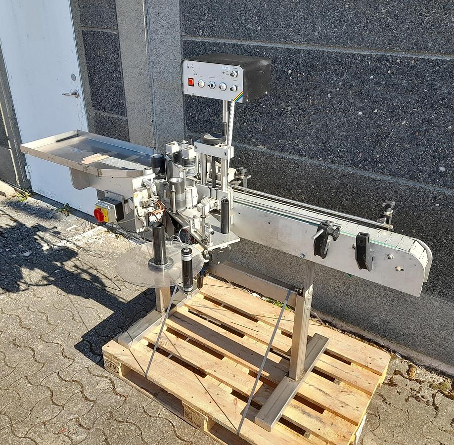 Used Etiketteringsmaskine - EME