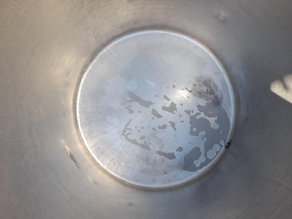 Used Tank, rustfrit stål