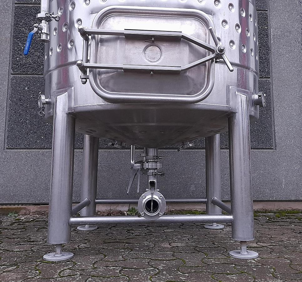 Used Tank, rustfrit stål