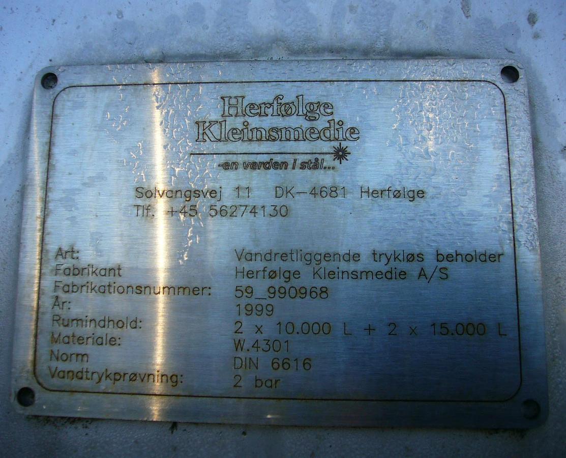 Used Tank, rustfrit stål