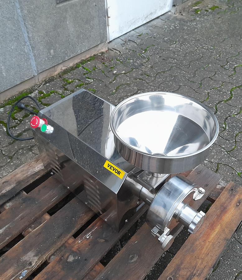 Used Mølle - Grain Grinder