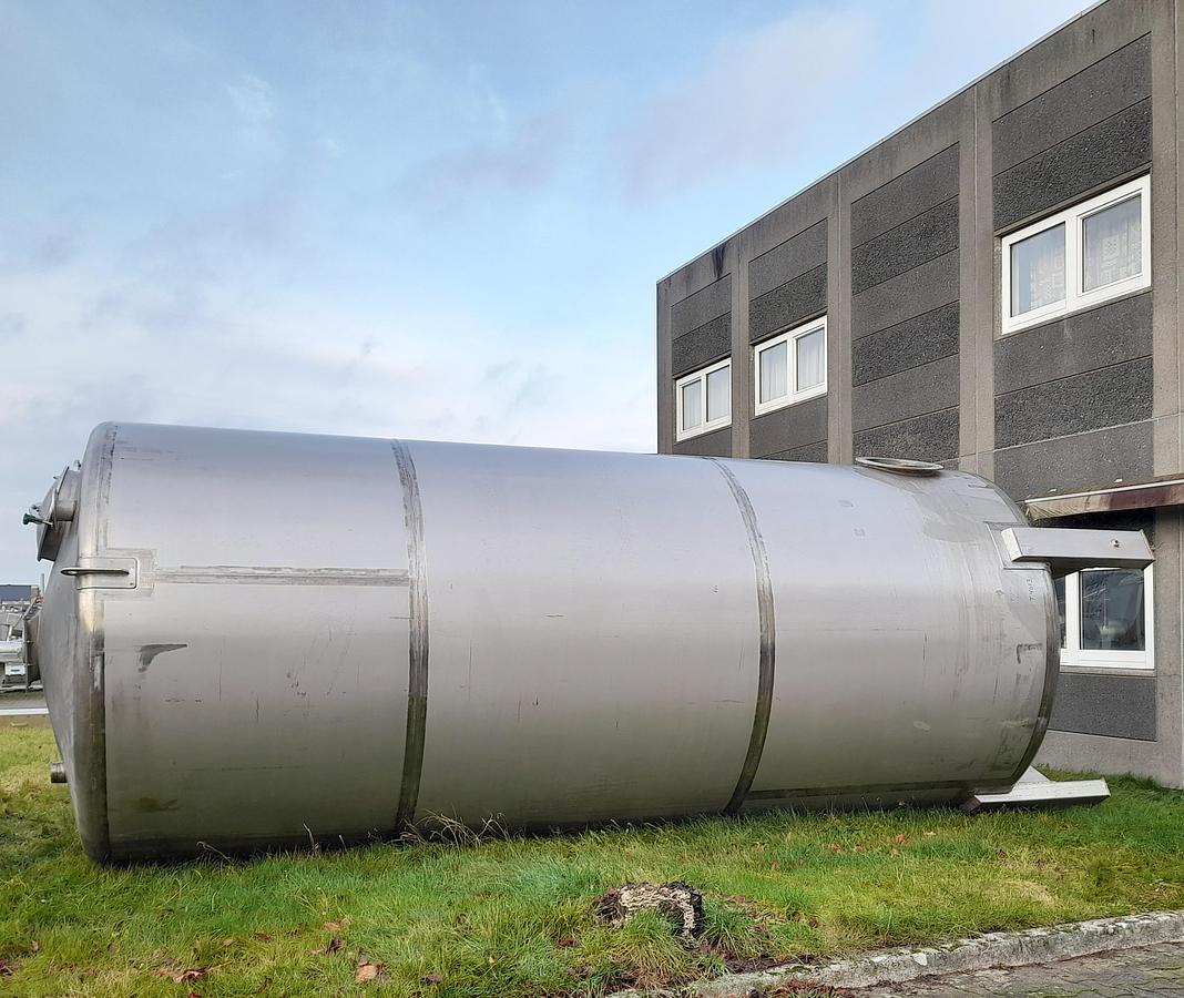 Used Tank, rustfrit stål