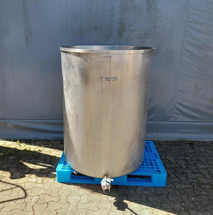 Used Tank, rustfrit stål