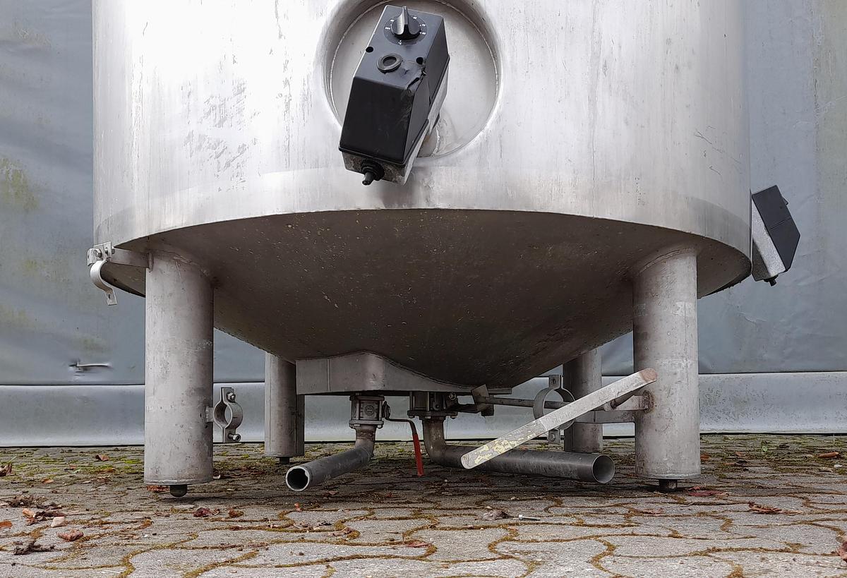 Used Tank, rustfrit stål