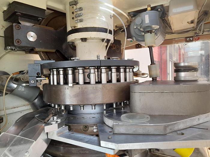 Used Tabletpresse - Fette