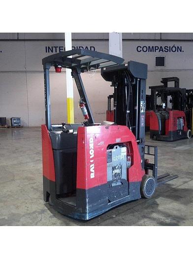 Used SOLD – 2015 Raymond 425-C35TT | Electric Dockstocker Reach Truck | Vaughan Deployment Completed