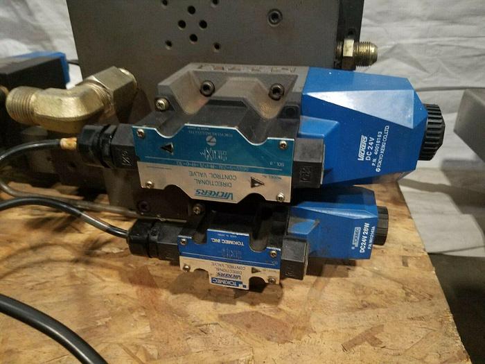 Used Hydraulic Block with Vickers Directional Control Valves