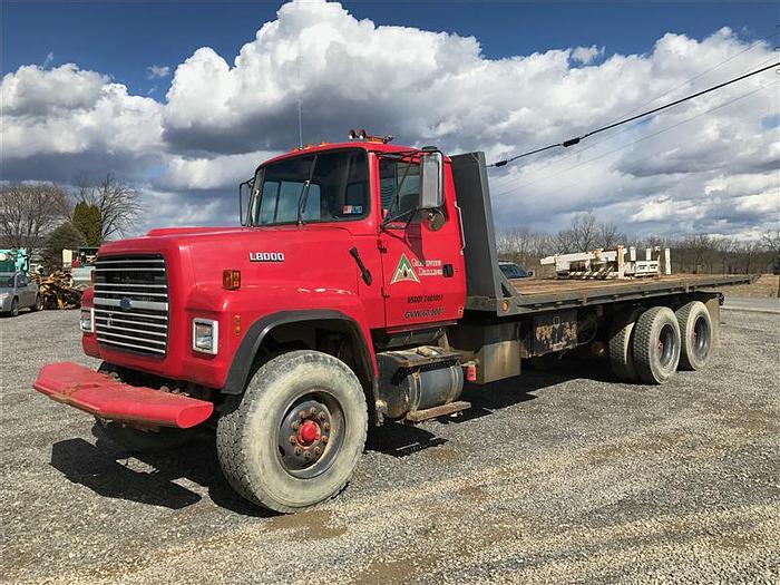 Used 1995 Ford Roll Back Winch Truck - Pending Sale