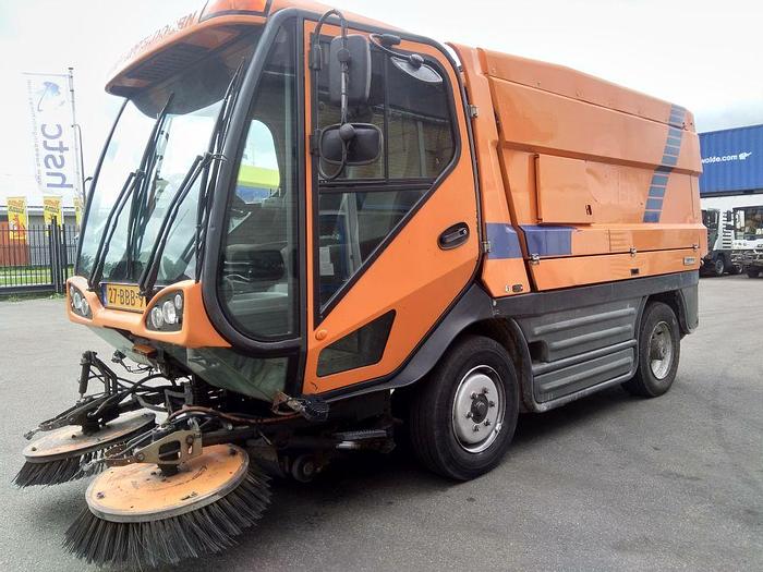 Gebruikt 2012 Johnston CX400