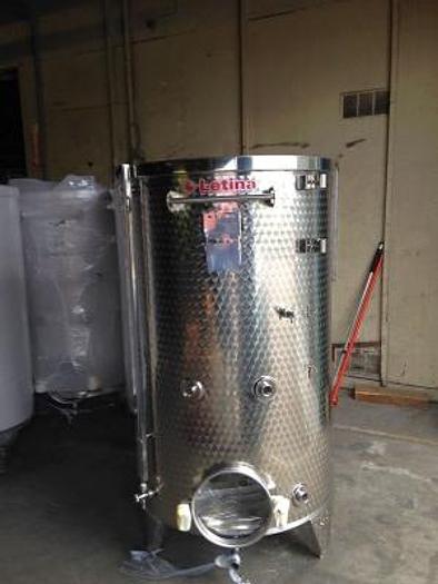 New Stock Letina 1100L floating lid tank