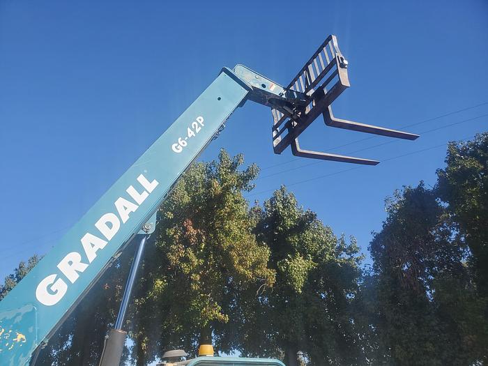 Used 2002 GRADALL  G6 42P