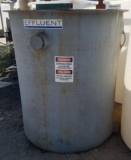 Used TK-17: 470 Gallon Vertical Tank
