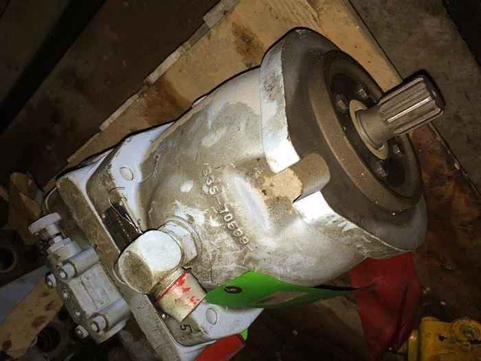 Used Hydraulic Drive Motor - 52264579-R