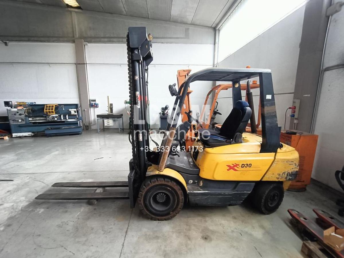Usato Carrello elevatore DIESEL OM XD 30