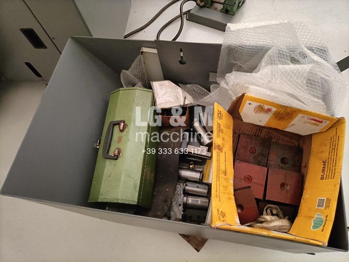 Usato TORNIO HYUNDAI mod. SKT 250 M