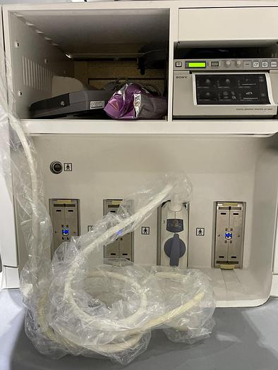 Gebraucht GE Voluson E8 Ultraschallgerät mit  2x neue Sonde + 1x gebrauchte sonde + Sony Drucker