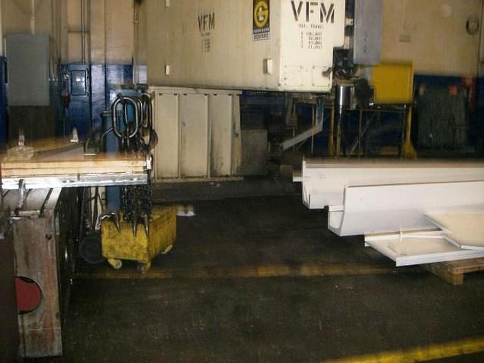 Used Giddings & Lewis Vertical Machining Center, X=196" Y=72" RPM 20-2000, Fanuc 11M