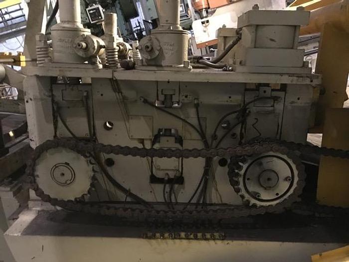 Used 10,000 LBS x 18 WIDE COIL CRADLE & STRAIGHTENER
AIR OPERATED OVERHEAD LOOP SHOOT
VARIABLE SPEED
SIDE PLATES - MANUAL ADJUSTMENT
AIR OPERATED COIL HOLD DOWN ARM
JOG FORWARD / REVERSE
10 HP MOTOR