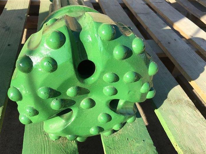 380 8-5/8" Hammer Bit