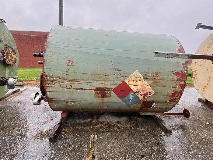 Used Used approximately 1900 gallon carbon steel storage tank