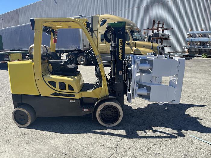Used 12,000 POUND HYSTER ROLL CLAMP FORKLIFT W/ 60" CASCADE CLAMP 1,600 HOURS - PENDING
