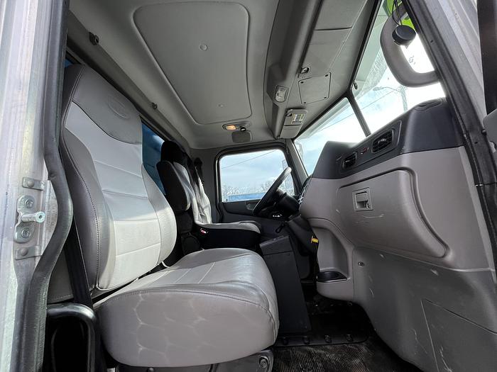 Used 2013 Peterbilt 386 Tri-Axle Dump Truck #5587