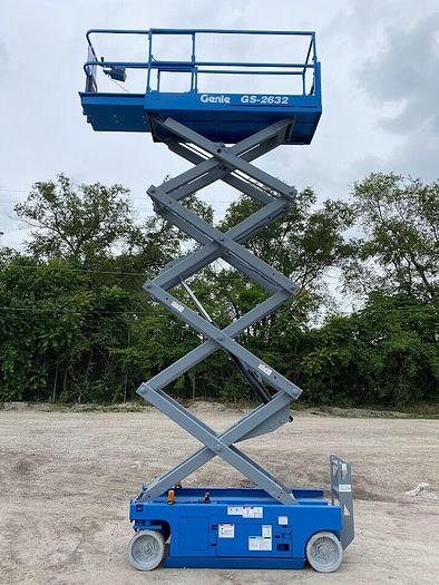 Used 2013 GENIE GS-2632
